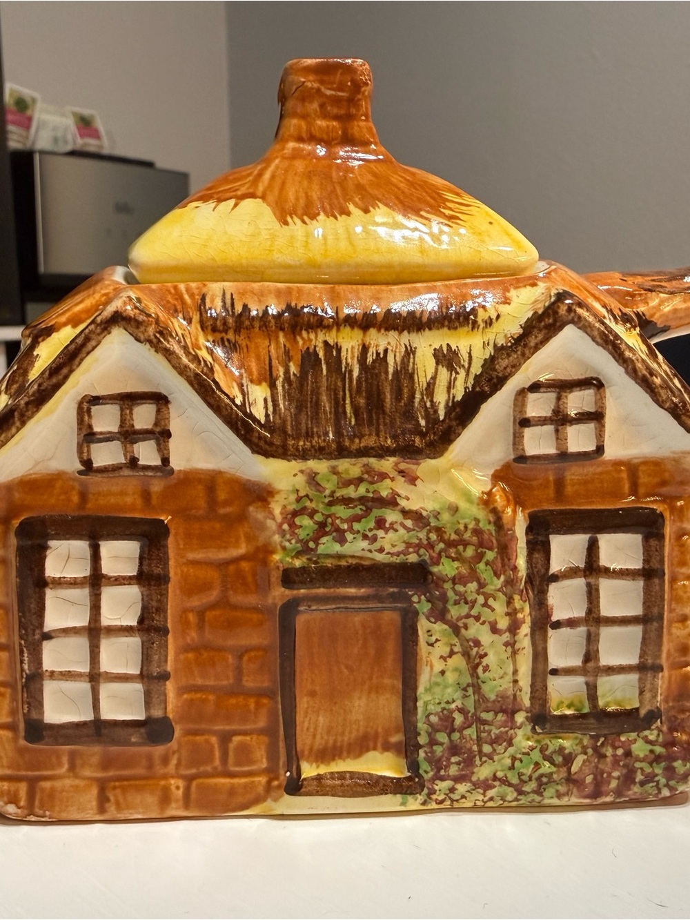Vintage Price Kensington Cottage Ware Teapot 845007 Ye Olde Cottage England MCM